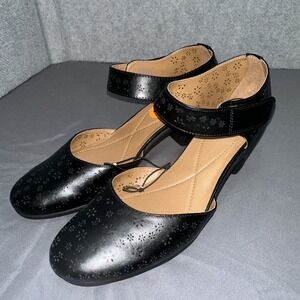 Easy Spirit | Shoes | Easy Spirit Caldise Leather Low Heel Pump Casual  Classic Comfy Formal Office | Poshmark